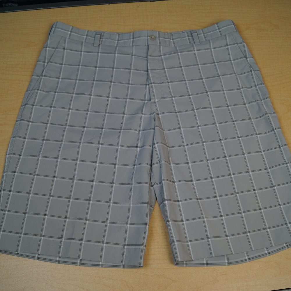 Nike Golf Shorts Stretch Flat Front Gray White Plaid Short Mens 38
